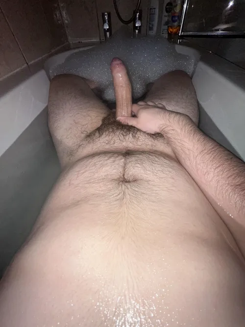 (18) anyone wanna join me?😜