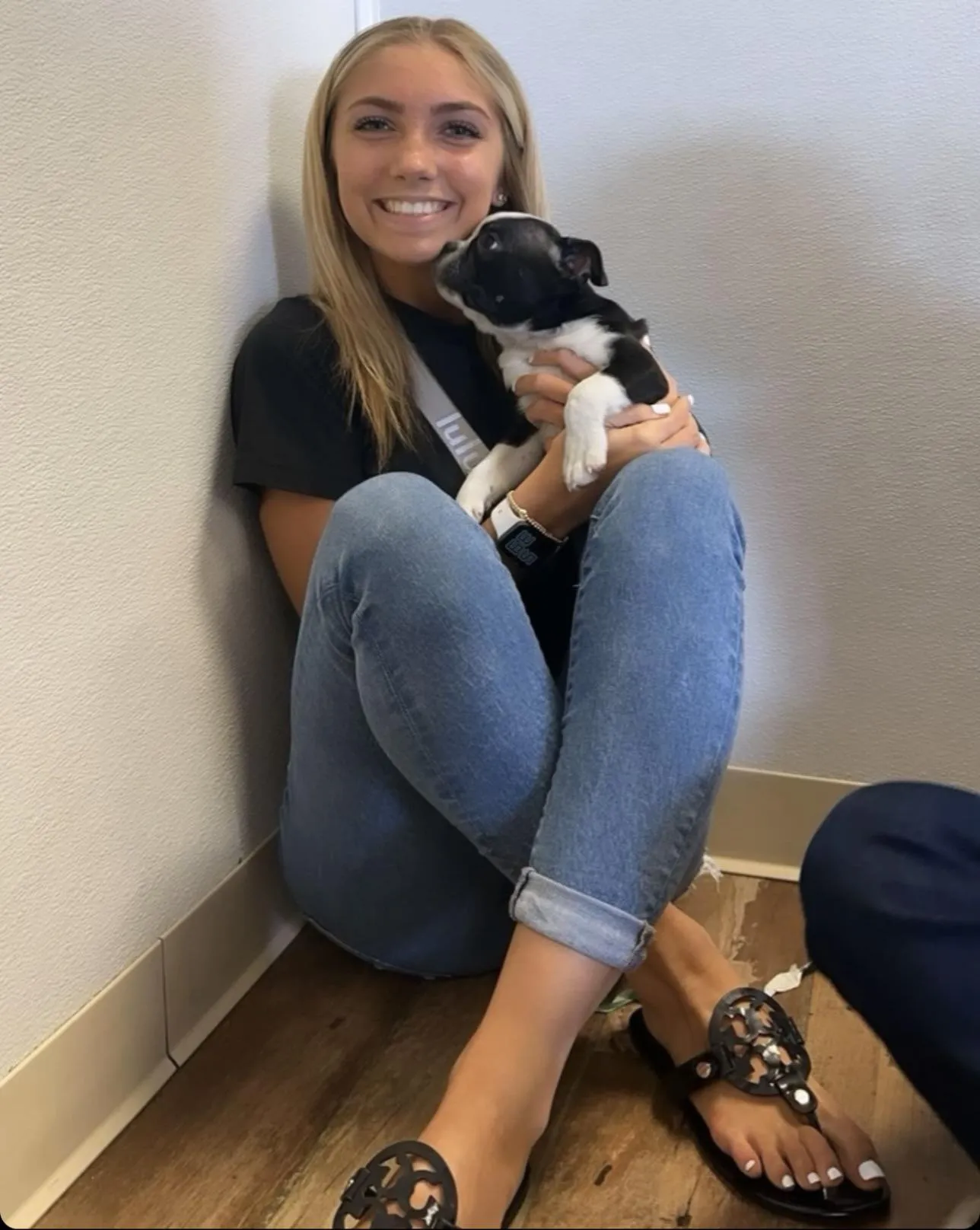 Black tory burch with white toes