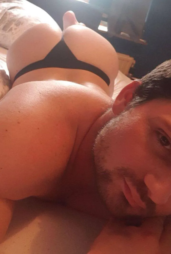 Dutch bi fag in thongs