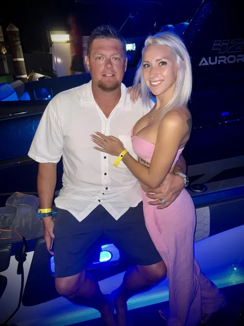 [F4F] [FM4F] In Florida this month but live in Tennessee! Top .01% for over 2 years. Let’s make awesome content