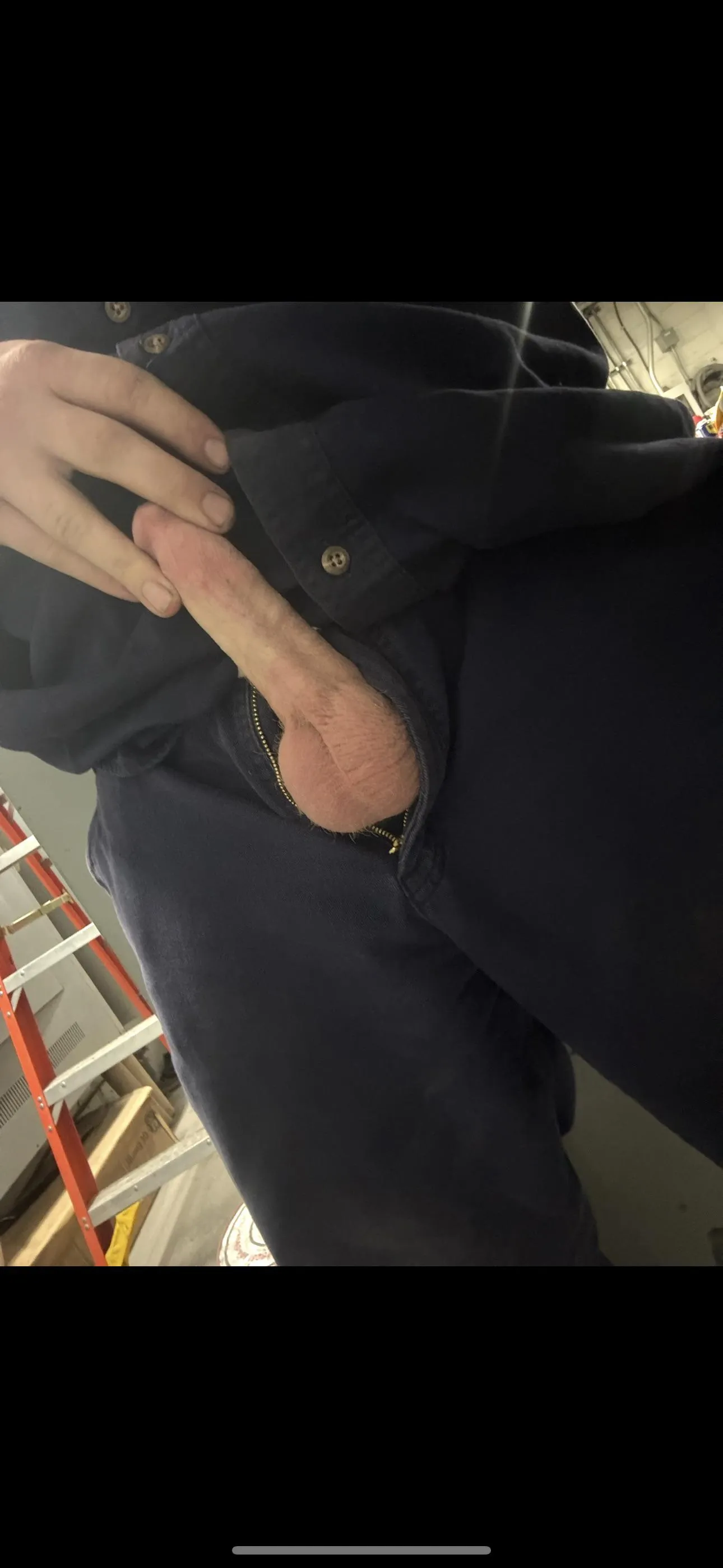 Hard at work or hardly working? 😉