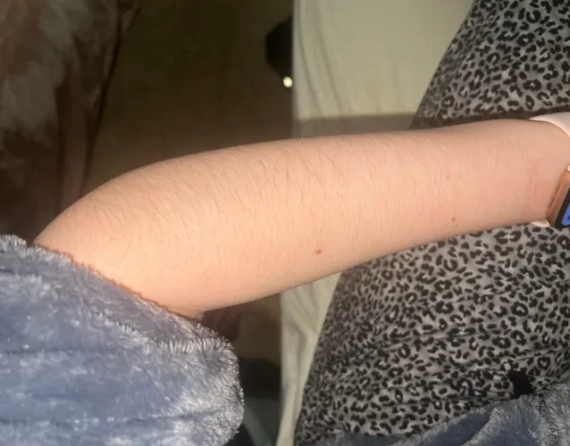 I don't think i'll ever shave my [arms] 🤭