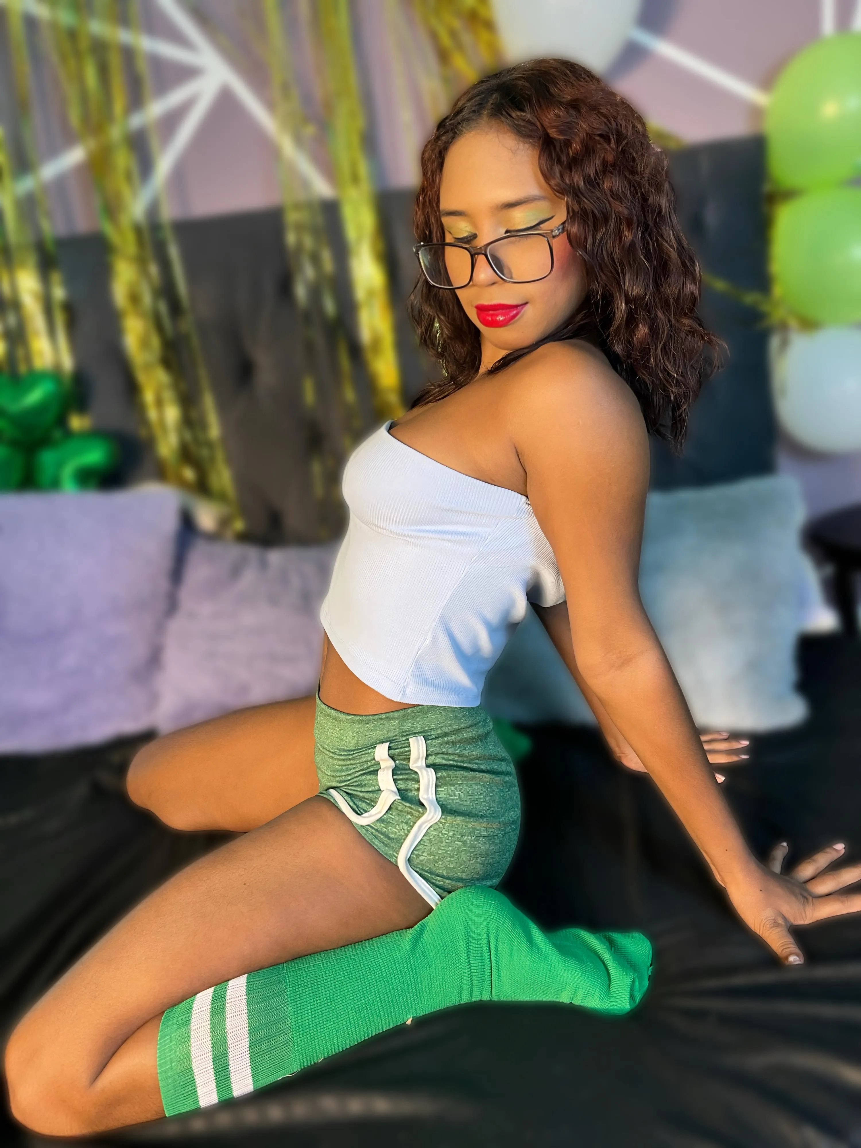 I invite you to my Special Show of San Patricio 💚[Nicole_Brown1126]