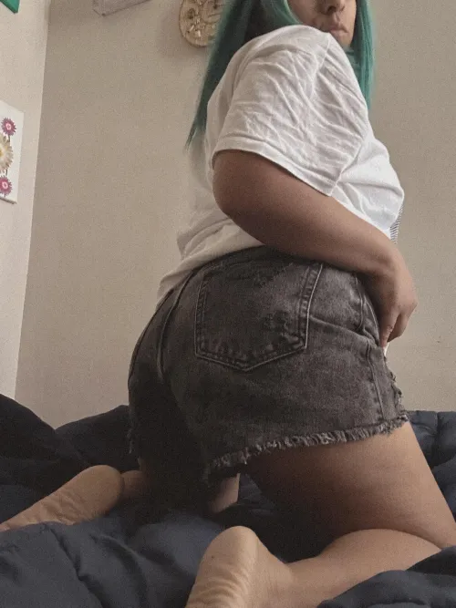 I love this baby shorts, make me feel so sexy