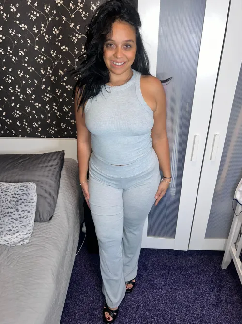 I love to see how you would want to lick my Butt