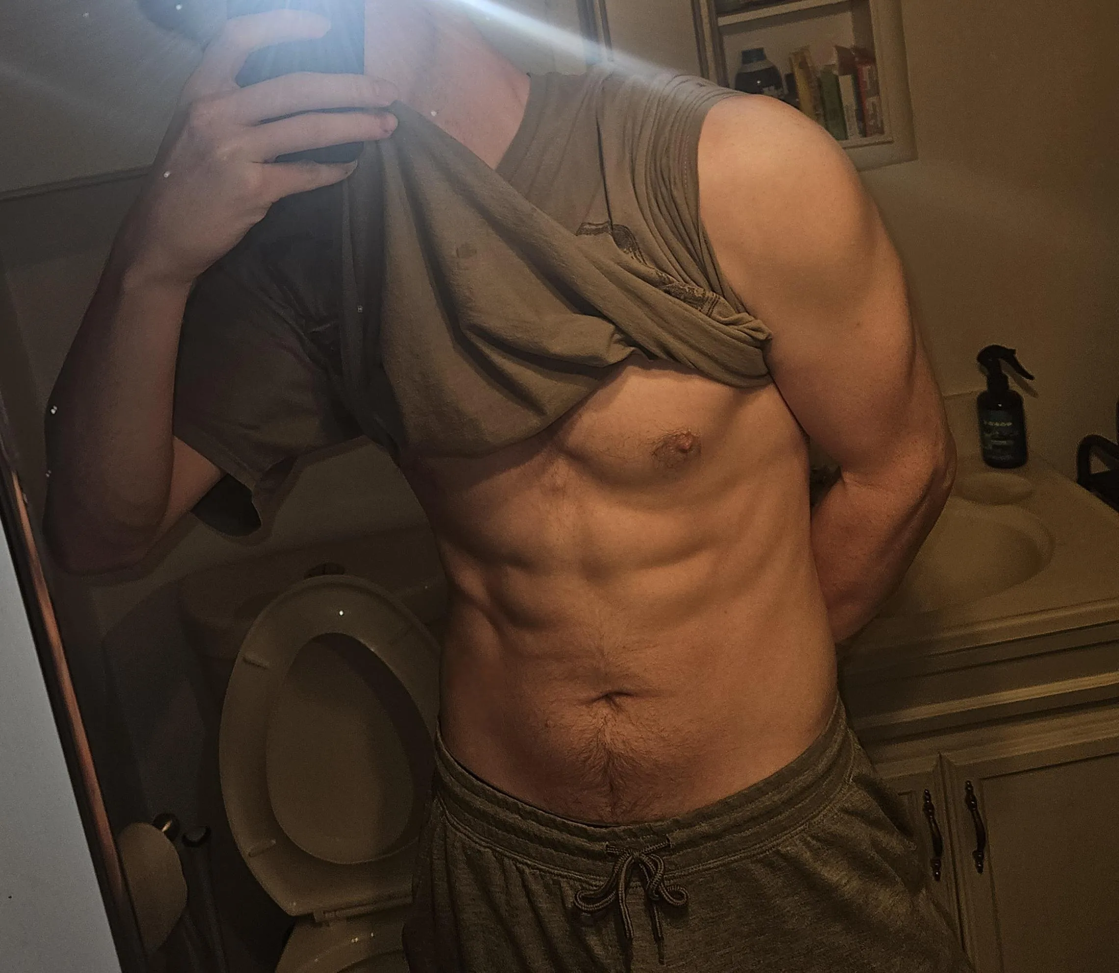 Iowkey i just want soneone to bite it