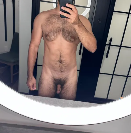 Quick pic before I head into the shower π