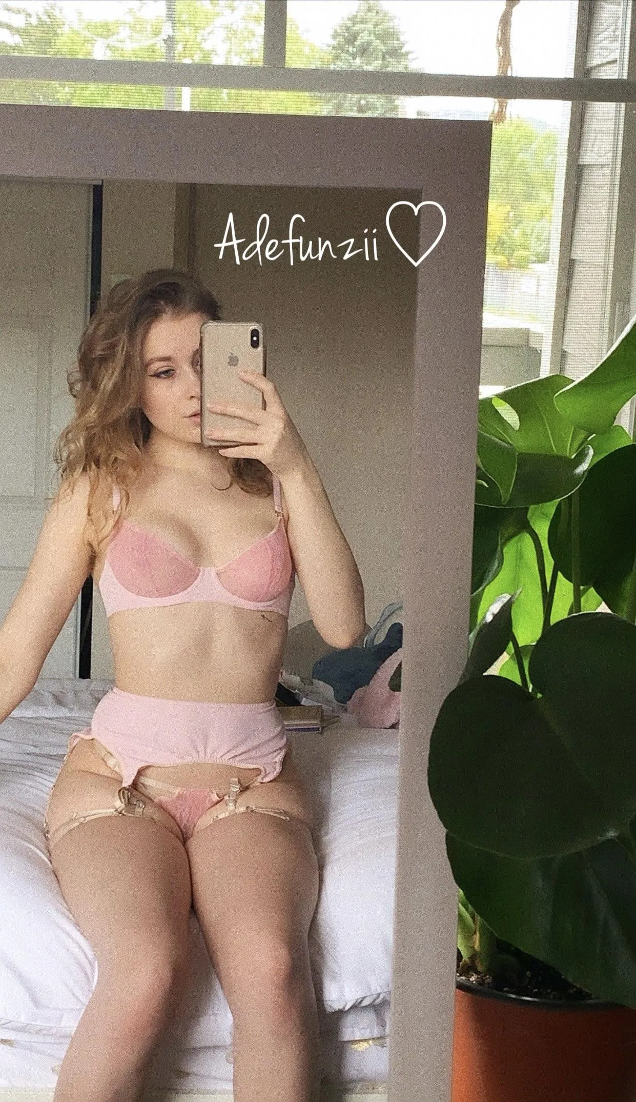 React if you accept nudes😍tele is Adefunzii