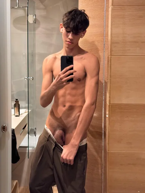 Showerfag'n Holliselfie