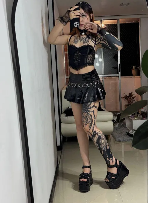 Skirt season has started, hope wind won't blow too hard ;)