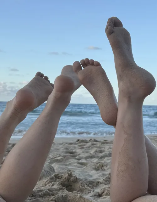 what do you think of our sandy soles...? <3