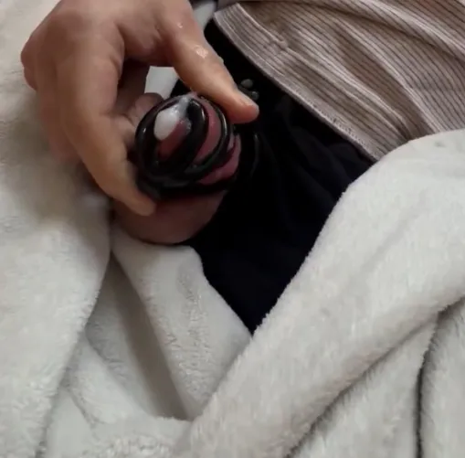 [28] been locked for so long all it takes is a little rubbing