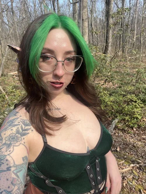 Changed up my hair 🥰💚