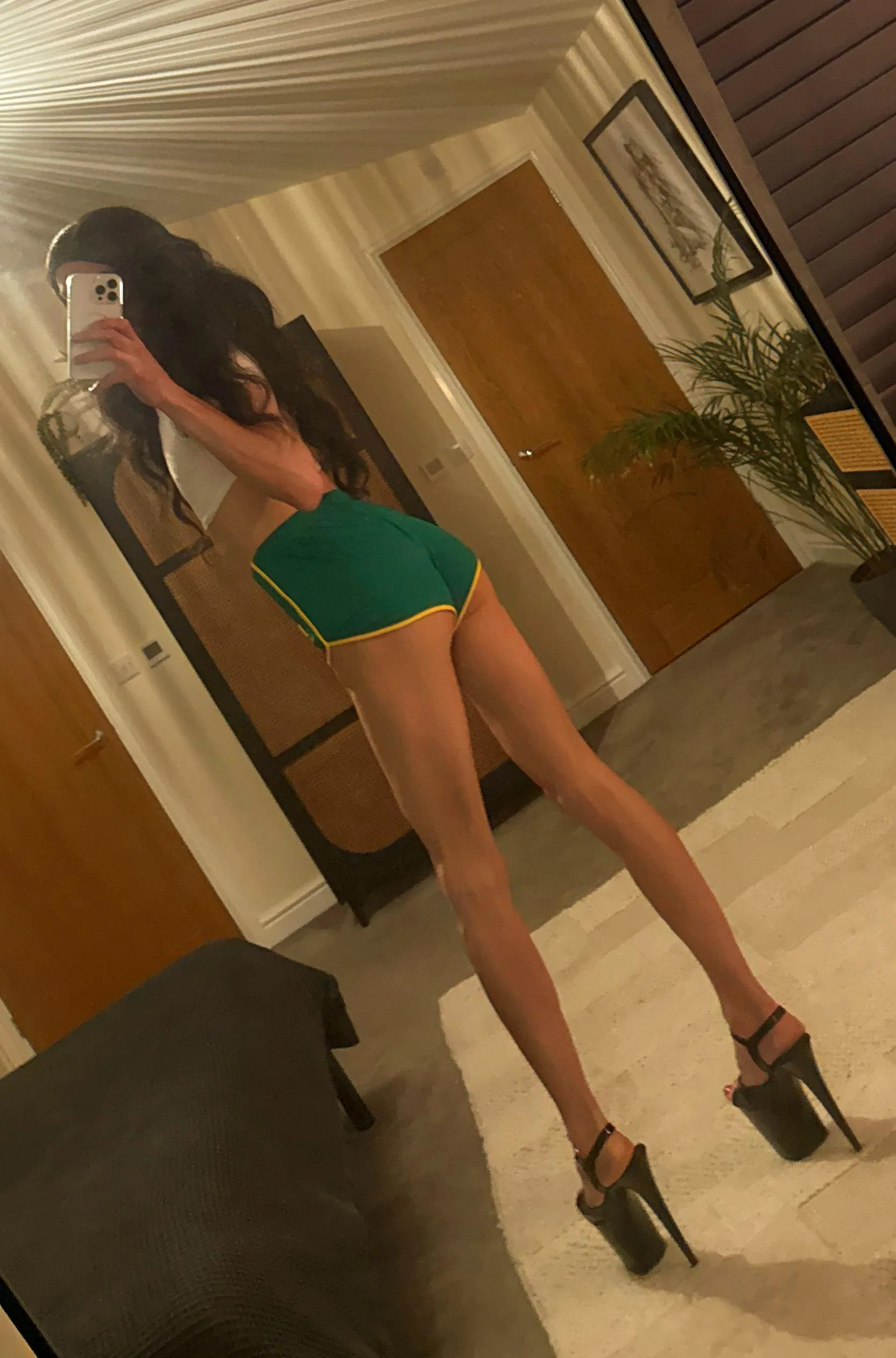 Do shorts suit me? Or should I stick to skirts? 💕💕