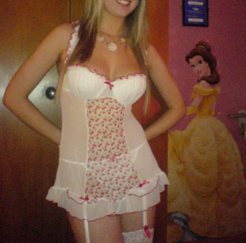 I like Disney Resorts and Sexy Dresses