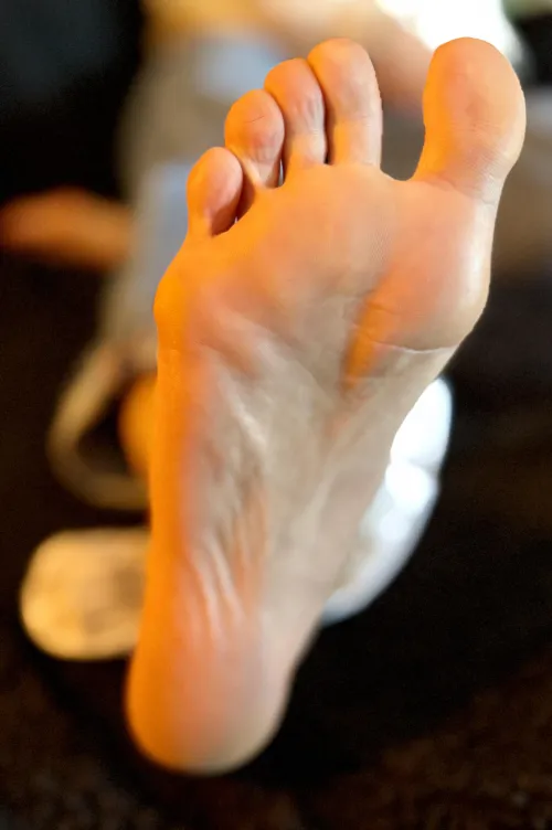 I see you staring… wanna get even closer? 😉✨ (oc)