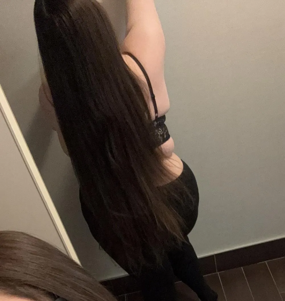 long hair is covering my ass