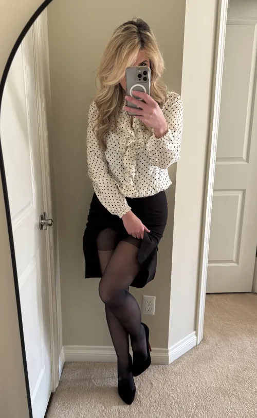 Looking for a 38yo office crush...