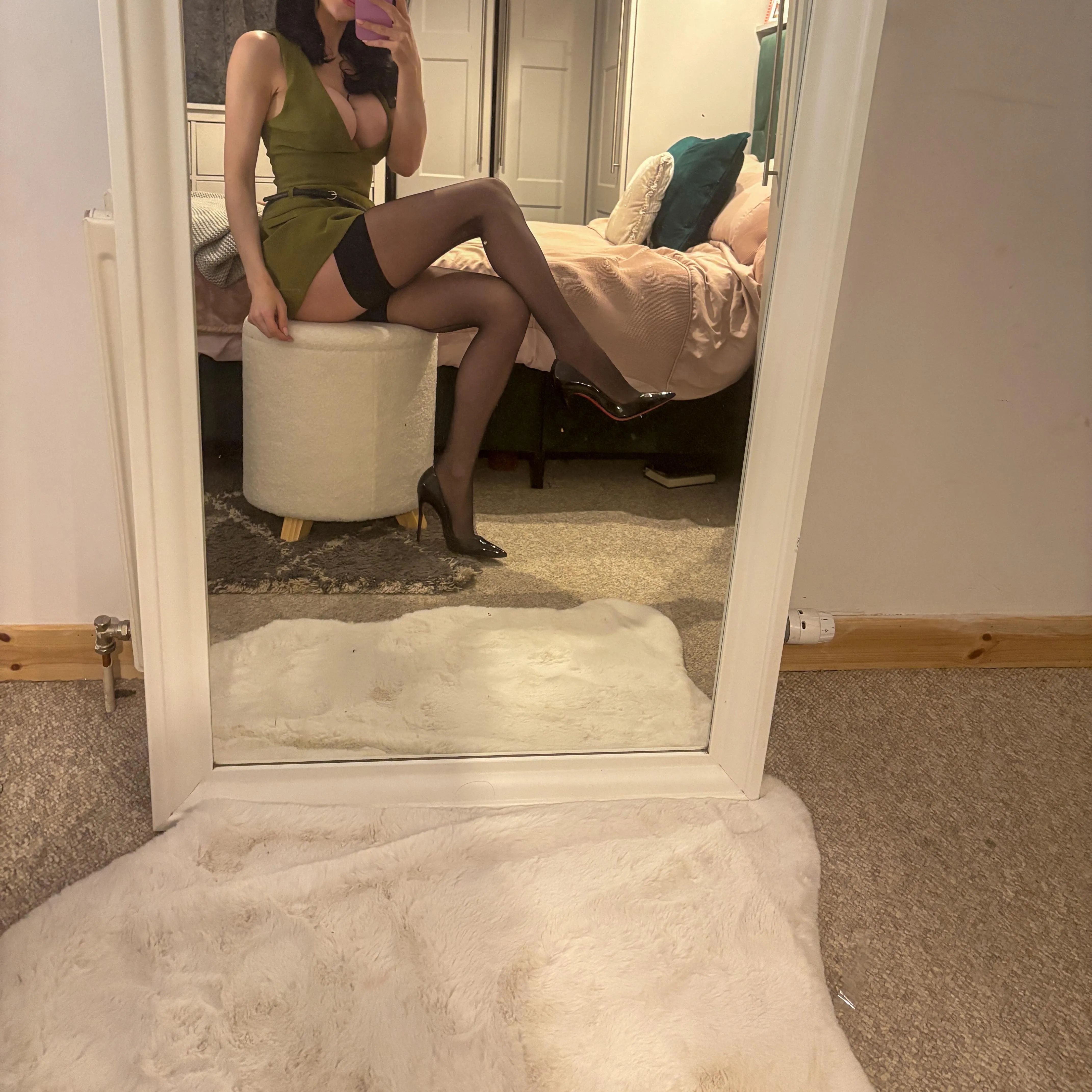 Too much cleavage for a day in the office!?