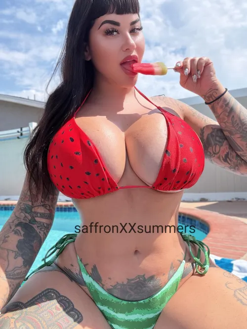 I have big bangs and big tits