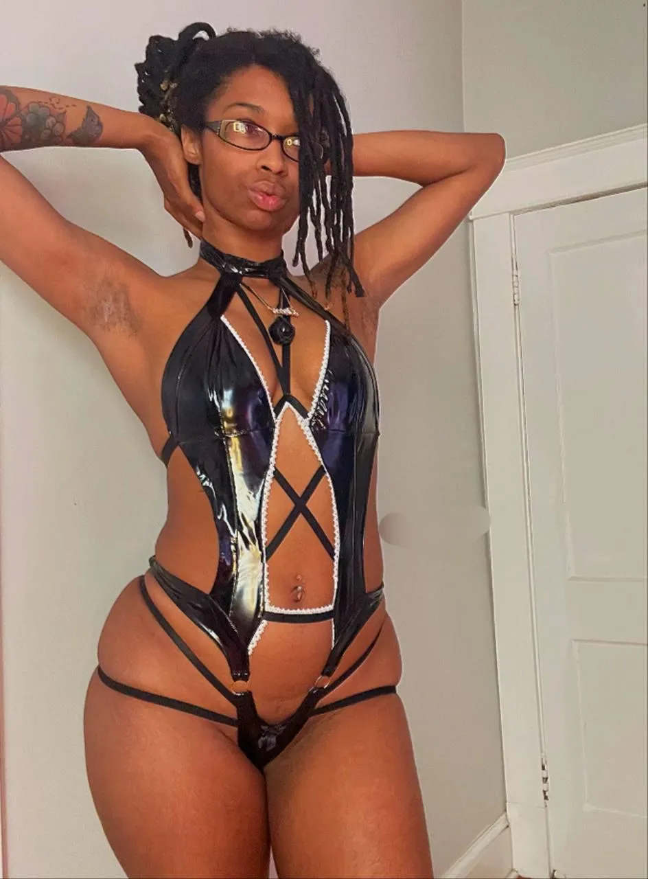 25[F4M] Denver, having my whole weekend off if anyone is interested