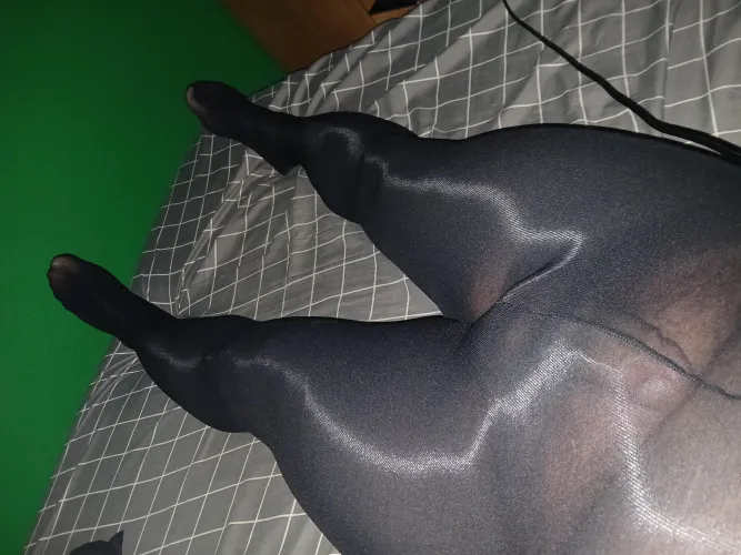 Back in brand new black 🤭