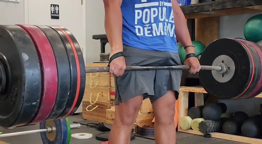 Bulging on a deadlift pr