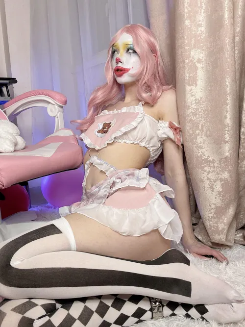 clown vibes make everything so much brighter