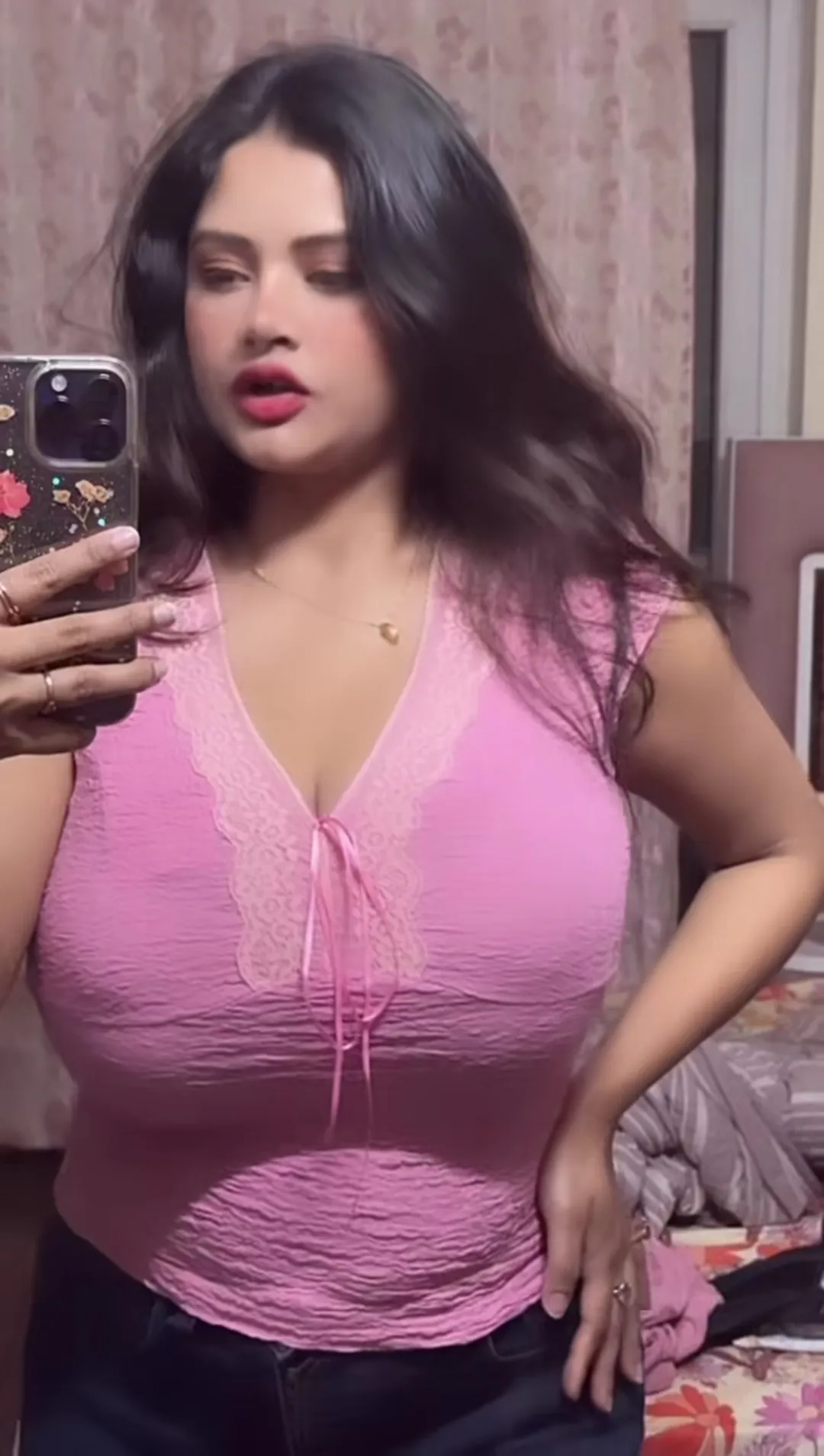 Desi busty