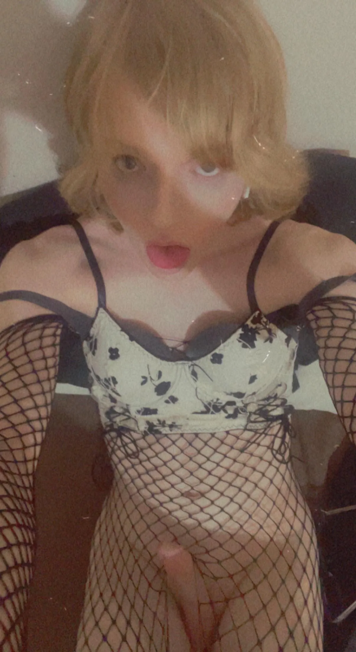 Do I look good in fishnets? 💕