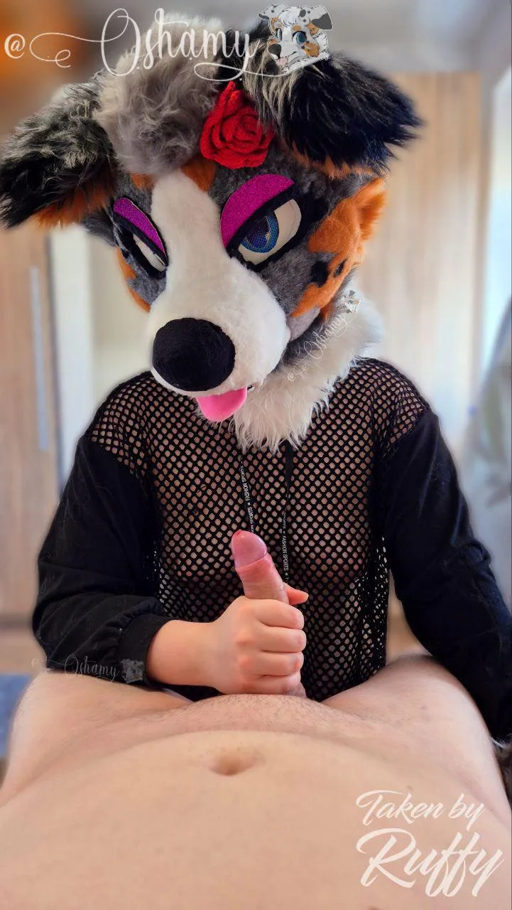 ~ Do you wan't to cum on my tongue? 👅💦😏