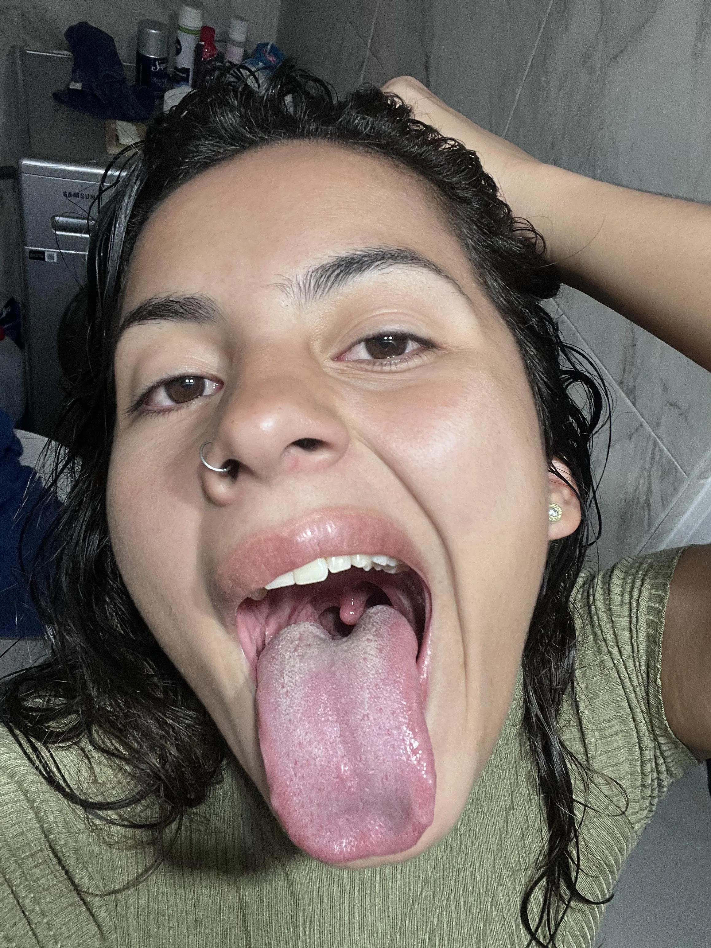 I'm happy opening my mouth wide for you