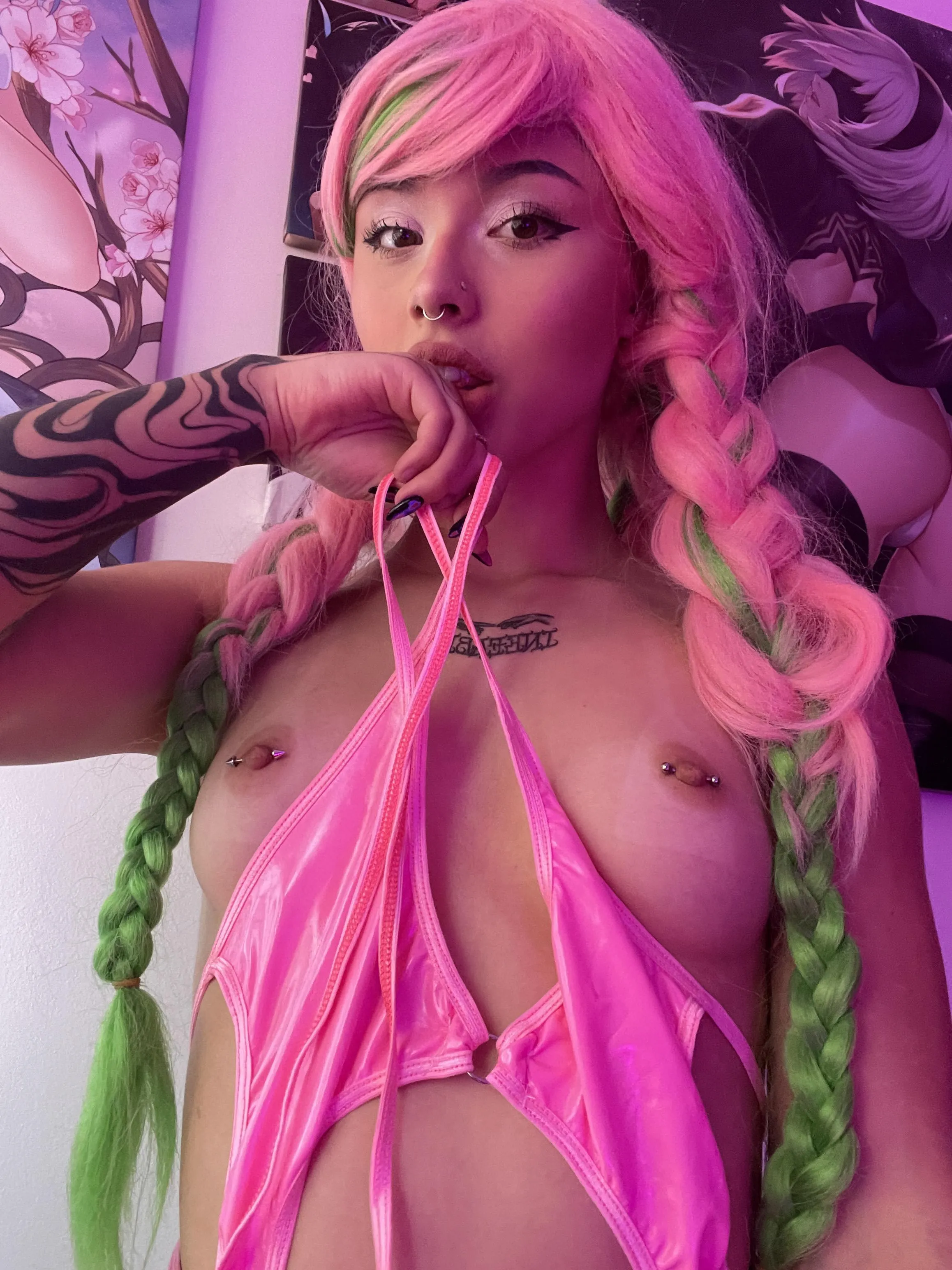 let’s see how fast I can ruin your self-control. prettywillowgf