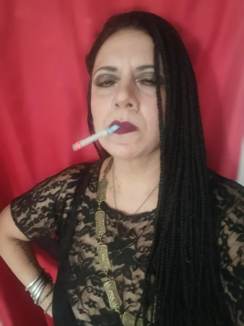 Look at me, I'm smoking for you