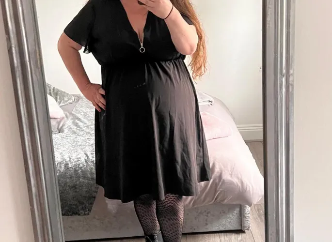 Love how this hangs over my belly.