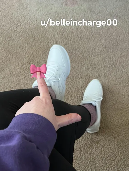 My obedient puppy knows their place on all fours, licking and paying to please Princess. Be a good pup and show your obedience. 💸👑