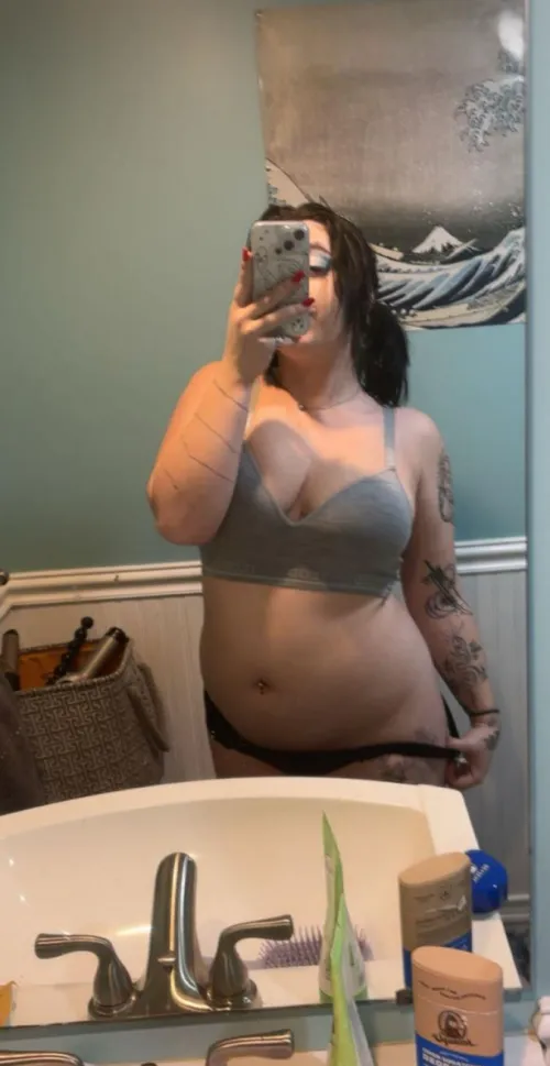 Some old paint I did still learning and trying 🤍