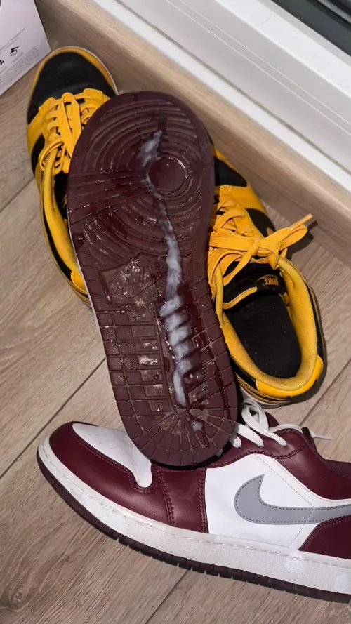 Why I love doing that? 💦 DM guys, I’m waiting for your soles