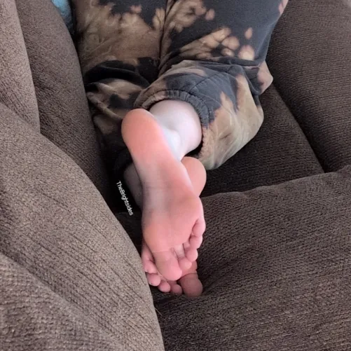 Would you sneak a sniff if I was right next to you?