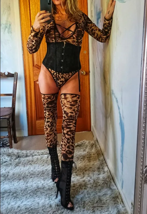 Would you worship an English granny?