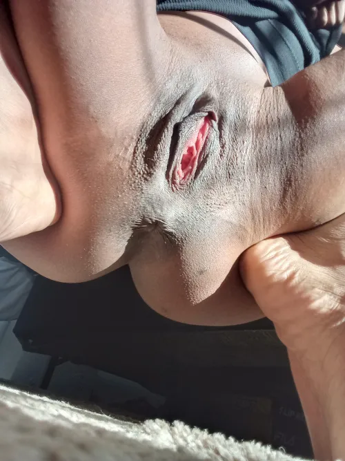 You know you could be sucking on this clit right now 😏👅💦 kik imaniih42