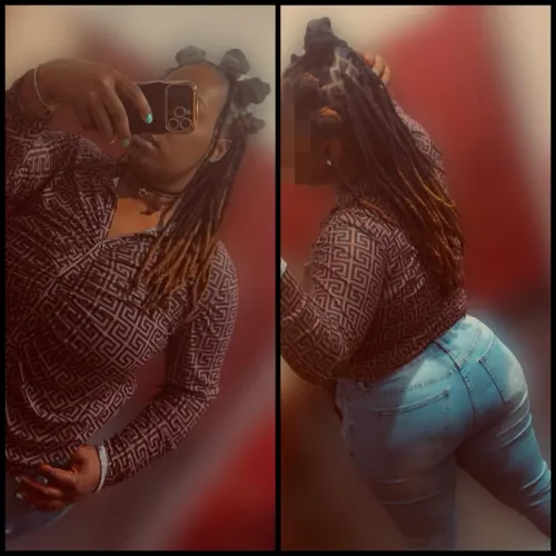 You only get a view from a distance 🥳🧁