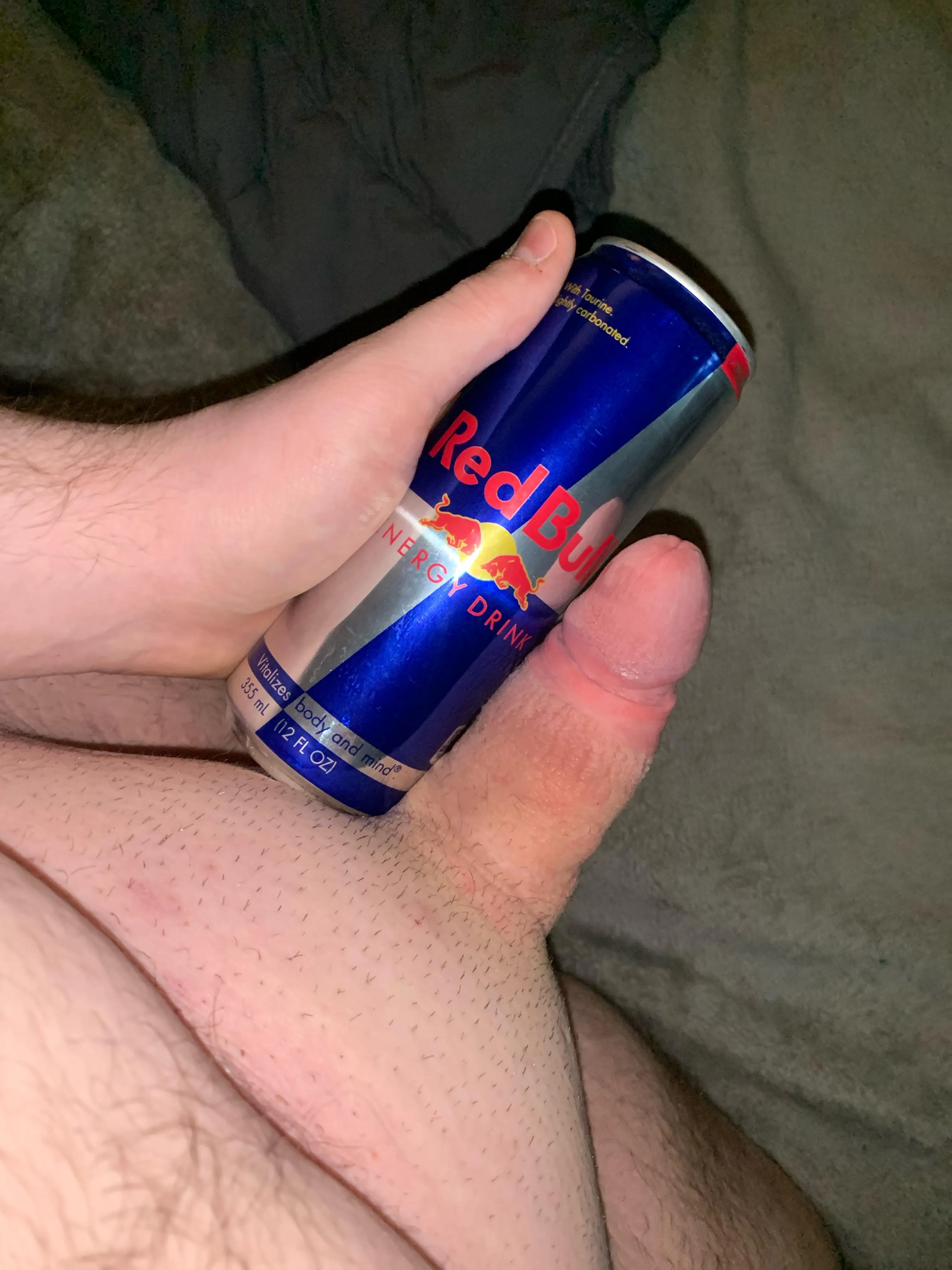 (19) I was so so very insecure about it, but genuinely everyone here has made me feel better… even if it feels weird to be hit on by gay guys, it’s still made me feel better about it