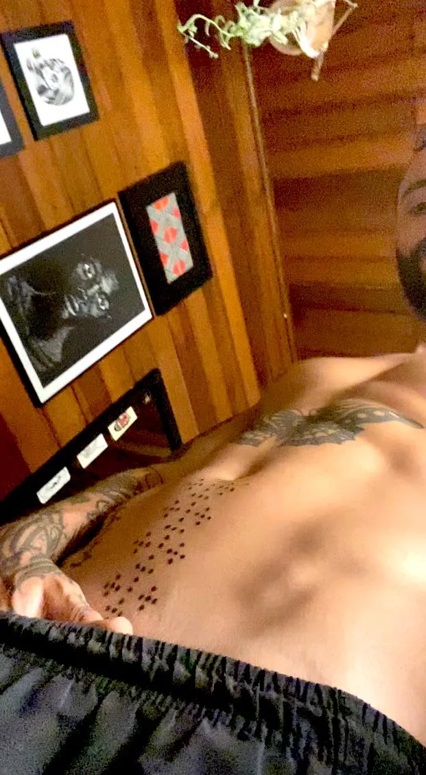 Hi everyone 😈 wanna see more?