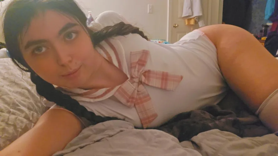 I'd live yo be groped while I slept x3