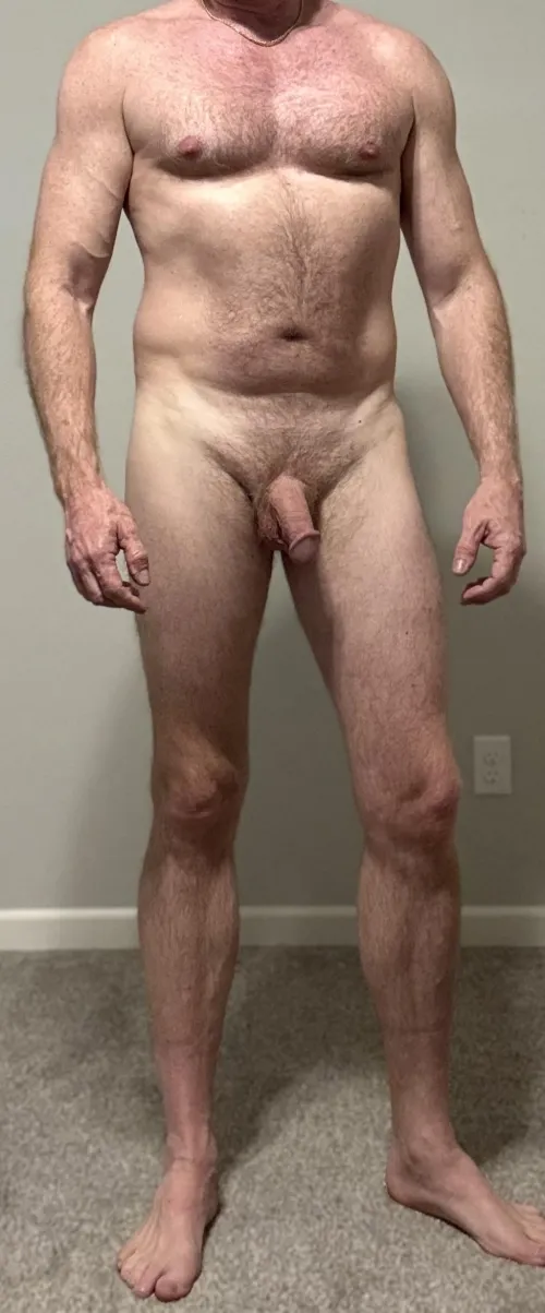 Is this [45] year old dad bod still looking hot?