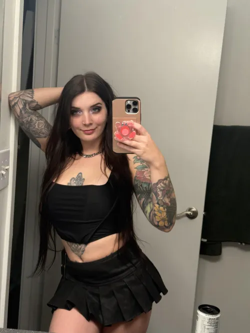 Its impossible not to be a cheater with someone like me around 🤭