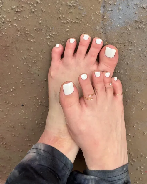 New pedi hehe wanna buy;)? Kinky mommy