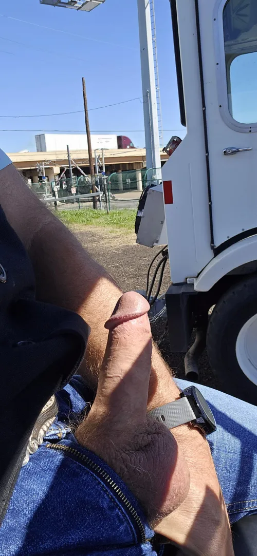 (52) Giving rides at Houston Rodeo! HMU...😈