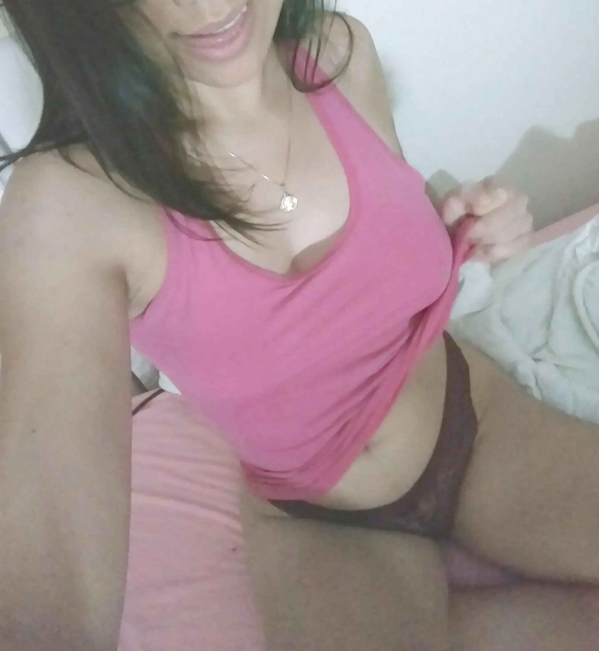 Devo ir dormir com ou sem calcinha ?